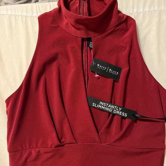 Sleeveless Keyhole Instantly Slimming Dress - Picture 5 of 5